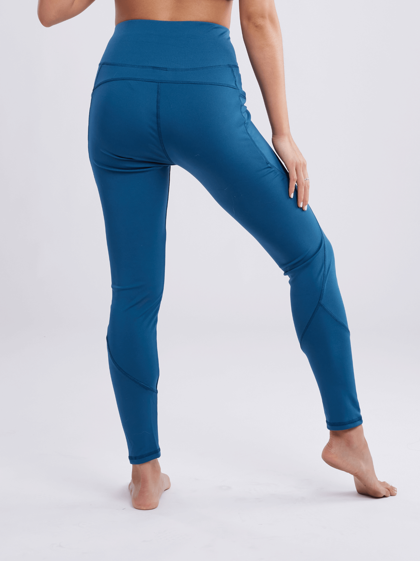 High-Waisted Classic Gym Leggings with Side Pockets