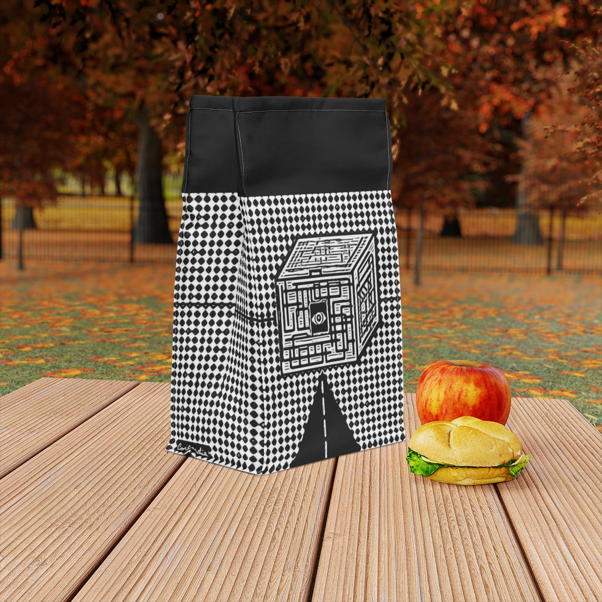 Customizable Polyester Lunch Bag with Magnetic Closure - Water-Resistant and Insulated