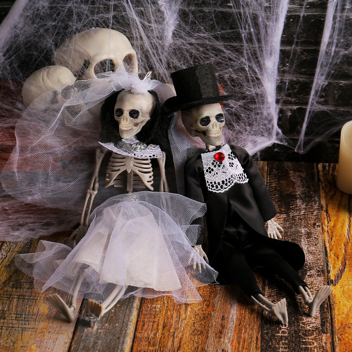 Ghost House Halloween Skeleton Bride Groom Decoration Chamber of Secrets Horror Bar Party Scene Decoration Trick Props