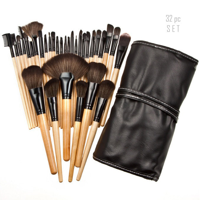 Sculptor 32 Piece High Quality Wooden Makeup Brush Set - fashion finesse accessories