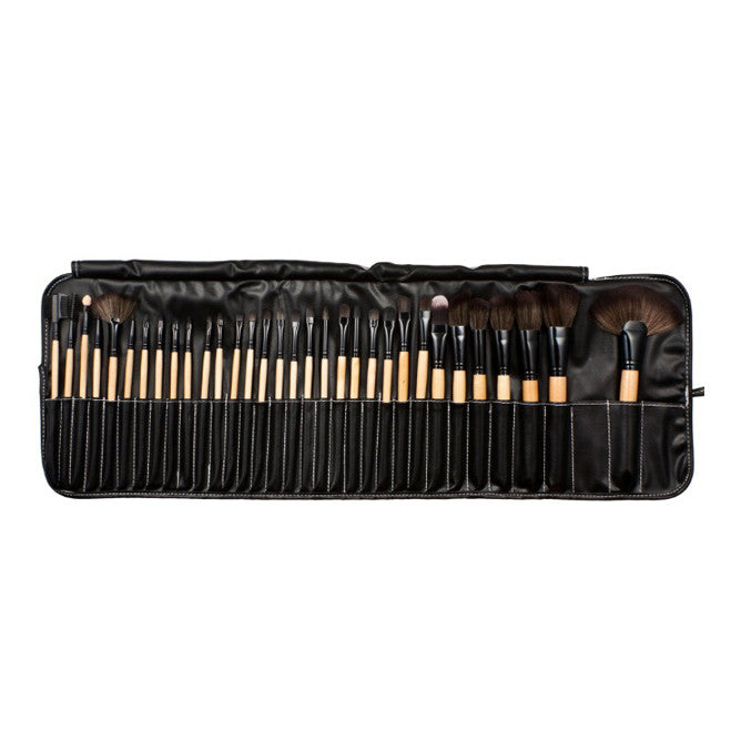 Sculptor 32 Piece High Quality Wooden Makeup Brush Set - fashion finesse accessories