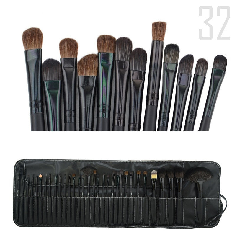 Sculptor 32 Piece High Quality Wooden Makeup Brush Set - fashion finesse accessories