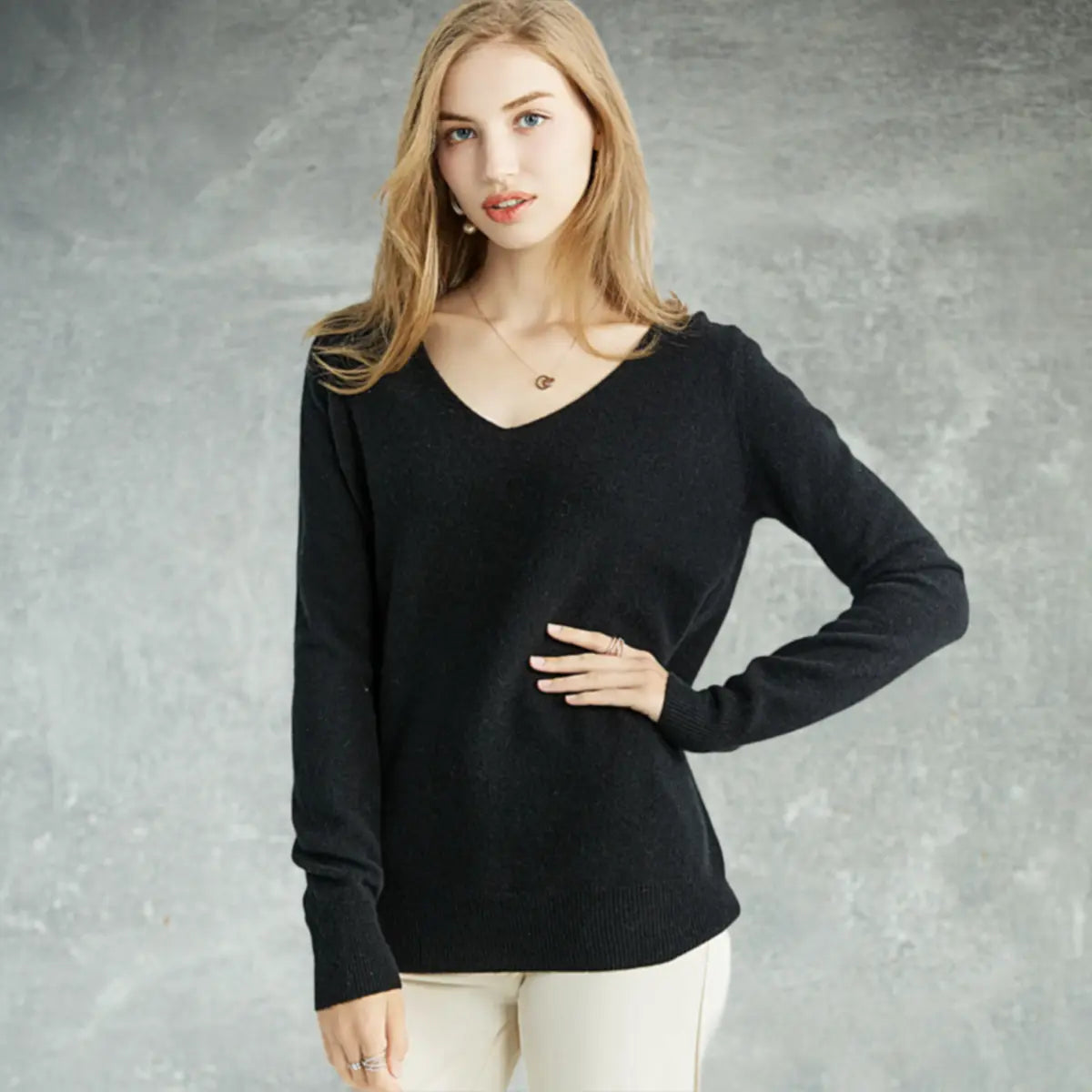 Knitted Sweater for Women - fashion finesse accessories