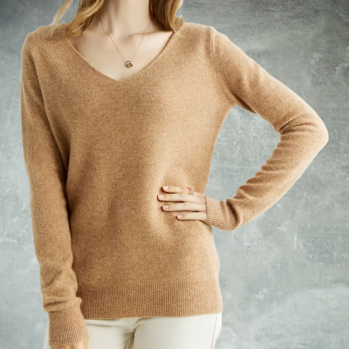 Knitted Sweater for Women - fashion finesse accessories