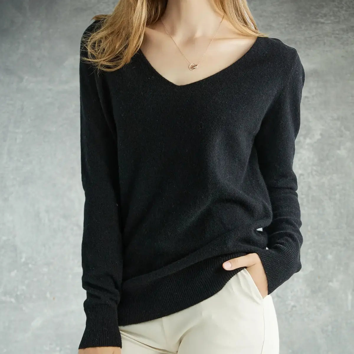 Knitted Sweater for Women - fashion finesse accessories